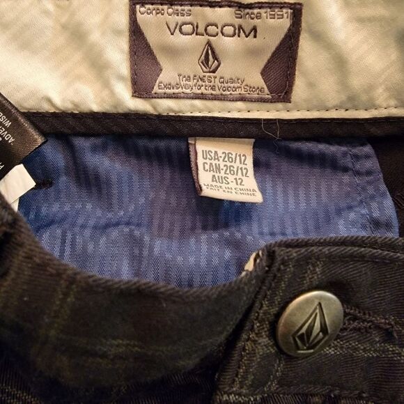 Volcom frickin plaid chino shorts size 12 - Picture 5 of 5
